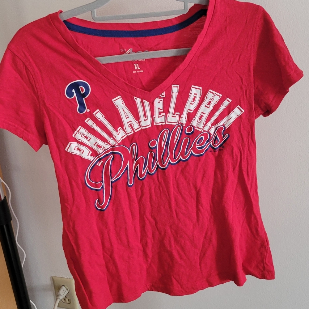 Philadelphia Phillies Womens XL New without tags